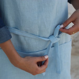 Blue linen apron - Stonewashed linen apron - Pure and handmade apron - Linen aprons for woman - Gift for her - Linen aprons for men