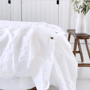 Linen bedding set. White linen bedding. Linen bedding. Linen duvet cover and pillow shams. Linen bedding Queen. Linen bedding king.
