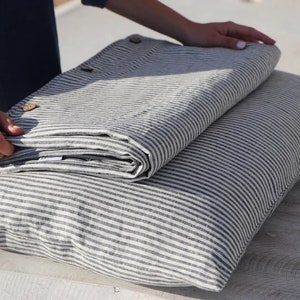 Linen bedding set in white-black checks patters duvet cover 2 pillowcases. Queen linen bedding. King linen quilt. image 8