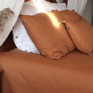 Linen bedspread Natural linen bed cover in terracotta Stonewashed linen bed throw in many sizes Linen counterpane Washed linen quilt zdjęcie 3