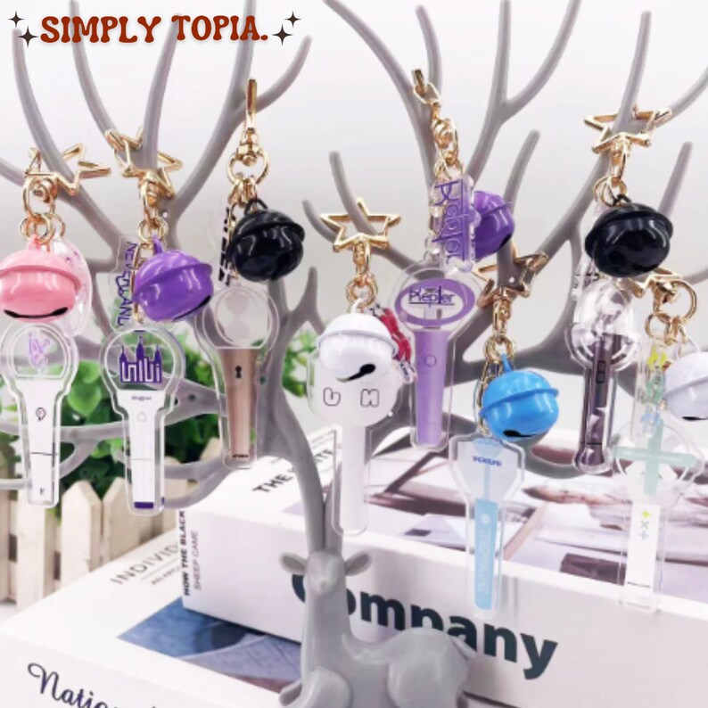 Kpop Lightstick Keychain Cute Acrylic Character Keychain , Stray K1ds