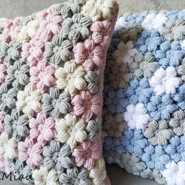 Poduszka dekoracyjna kwiatki 3d/ crochet pillow flowers 3d/ poduszka szydełkowa z włóczki/ poduszka w kwiaty