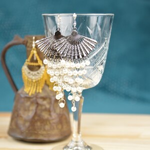 Pearl boho earings