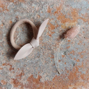 Hair elastic - leather bow