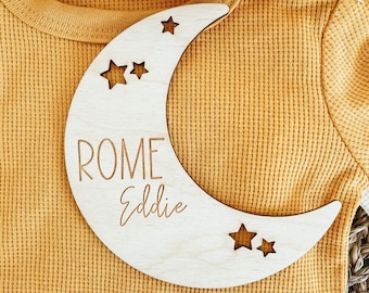 Crescent Moon Birth Announcement Sign, Newborn Announcement Sign, Baby Name Sign, Baby Hospital Photo Sign, Personalized Baby Shower Gift