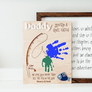 Father&#39;s Day Fishing Handprint Sign, Personalized Father&#39;s Day Sign, Handprint Sign For Dad, Father&#39;s Day Gift, Gift For Grandpa, Dad Gift