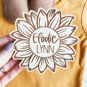 Faire-part de naissance tournesol en bois, faire-part de nouveau-né, nom de bébé en bois, panneau d'hôpital pour bébé, cadeau personnalisé pour bébé, panneau personnalisé