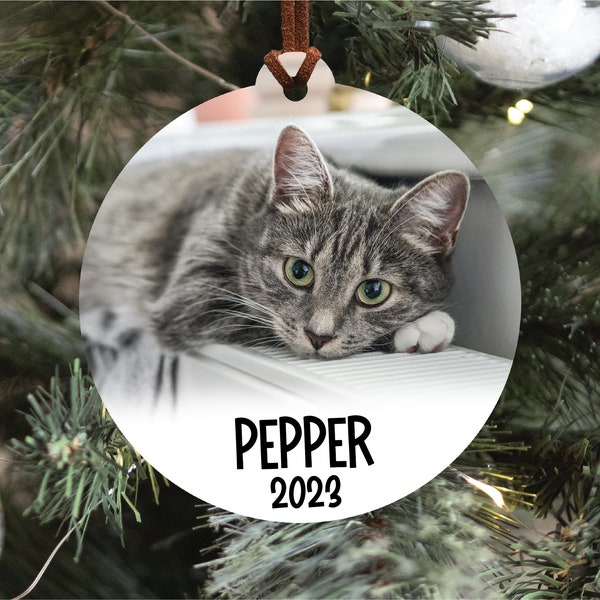 Custom Pet Photo Christmas Ornament, Pet Portrait Christmas Ornament, Dog Photo Ornament, Cat Photo Ornament, Christmas Ornament, Pet Loss