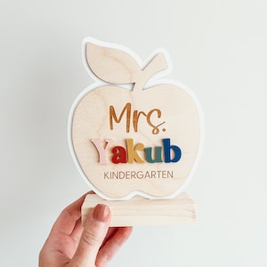 Personalized Teacher Name Sign, Teacher Desk Name Sign, Desk Name Plate, Custom Teacher Gift, Teacher Apple Sign, Custom Desk Name Sign image 3