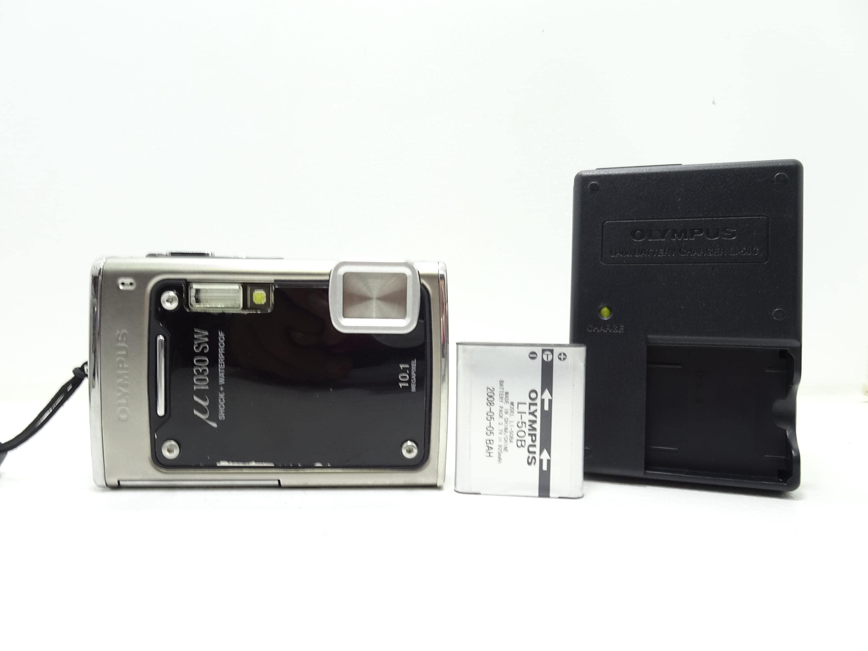 Olympus Stylus 1030SW (u1030sw) 10.1MP Digital Waterproof Camera