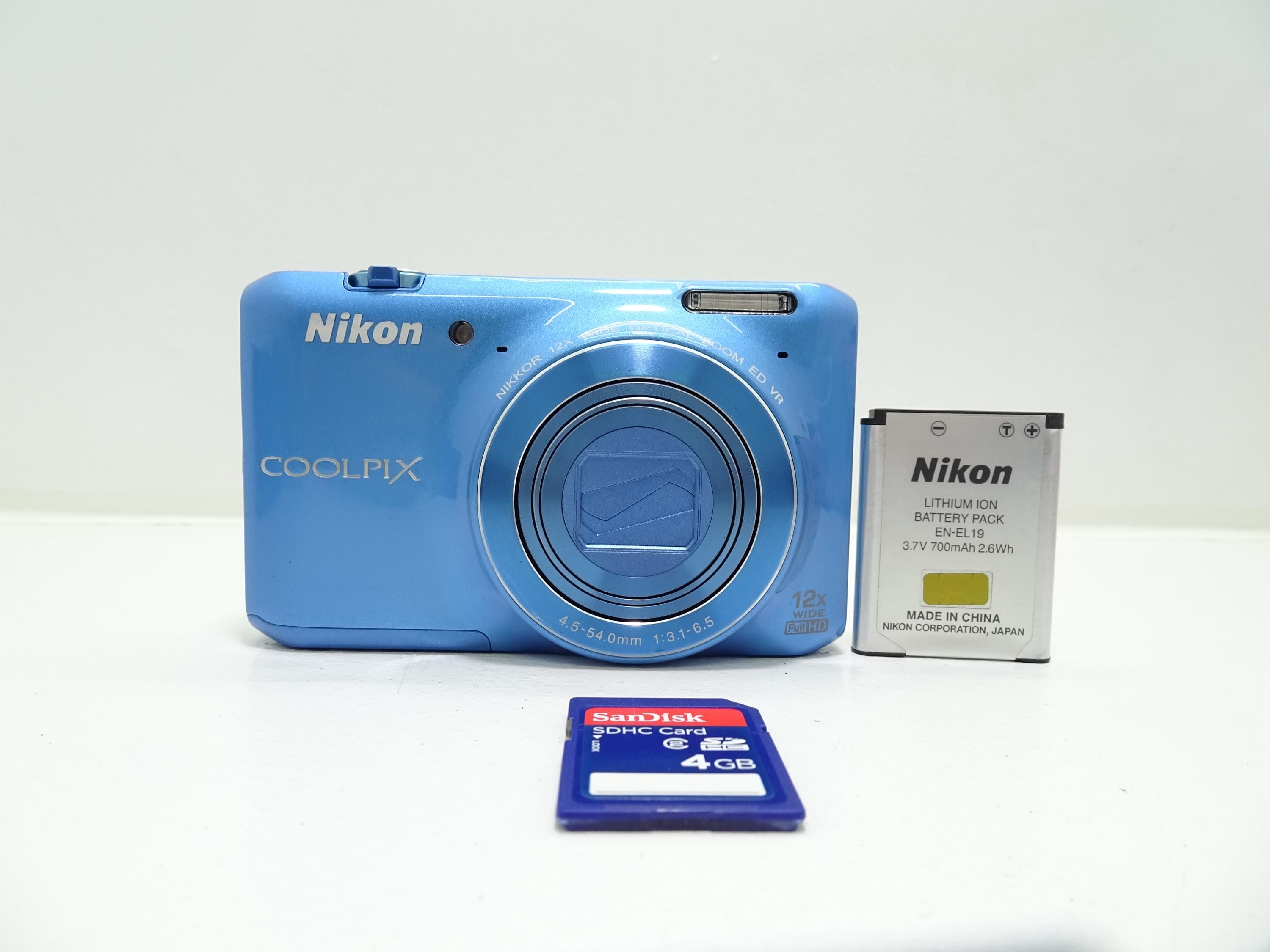 Nikon Coolpix S6400 16.0MP Digital Camera - Blue With