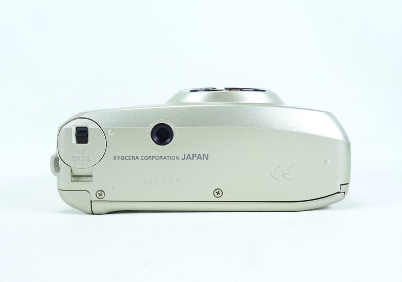 Kyocera Yashica Zoomate - Thumbnail 3