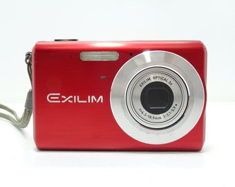 Casio Exilim EX-Z60 6.0MP Digital Camera Red Color With Battery