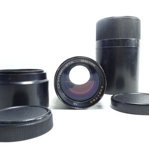 Jupiter 37A 135mm F/3.5, USSR Lens with Accessories In Good Condition.