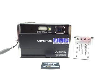 Olympus X-895 -- 12MP -- Y2K Digicam Digital Retro CCD Sensor