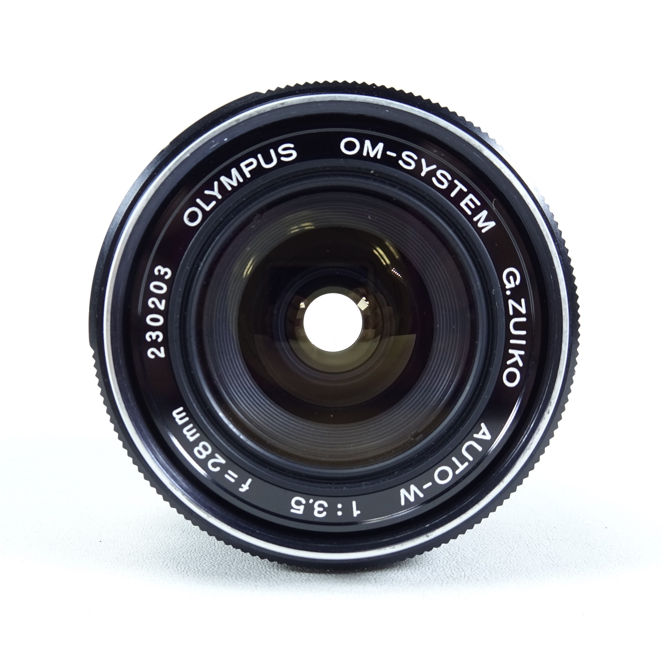 Olympus OM-SYSTEM G.zuiko Auto-w 28mm F3.5 Wide Angle MF