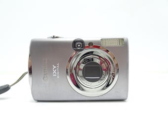 ブランドのギフト IXY Canon DIGITAL Battery With Camera Digital Compact 900IS デジタルカメラ