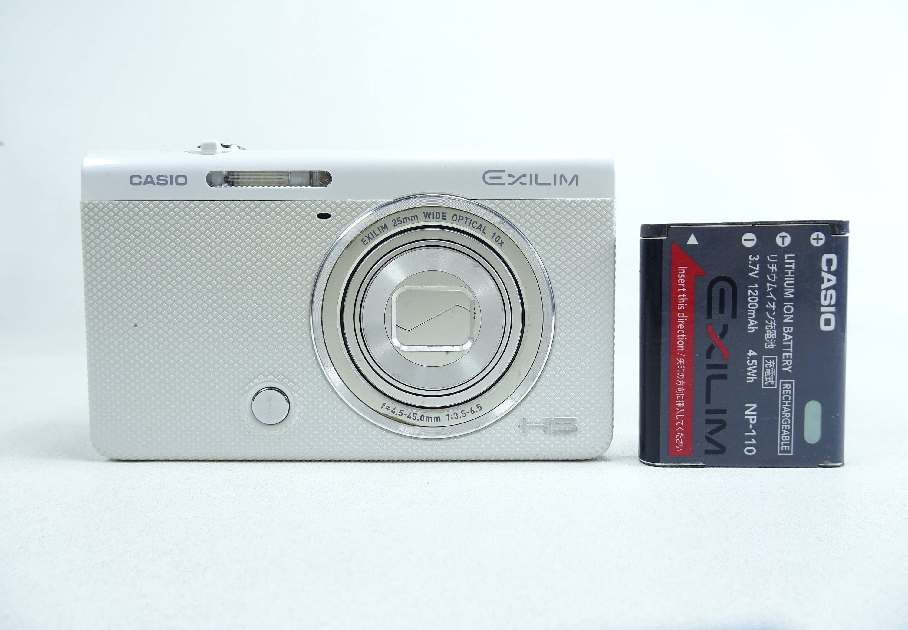 CASIO EXILIM EX-ZR70 ホワイト デジカメ カメラ Amazon | CASIO デジタルカメラ EXILIM EX-ZR70WE 「自分撮りチルト