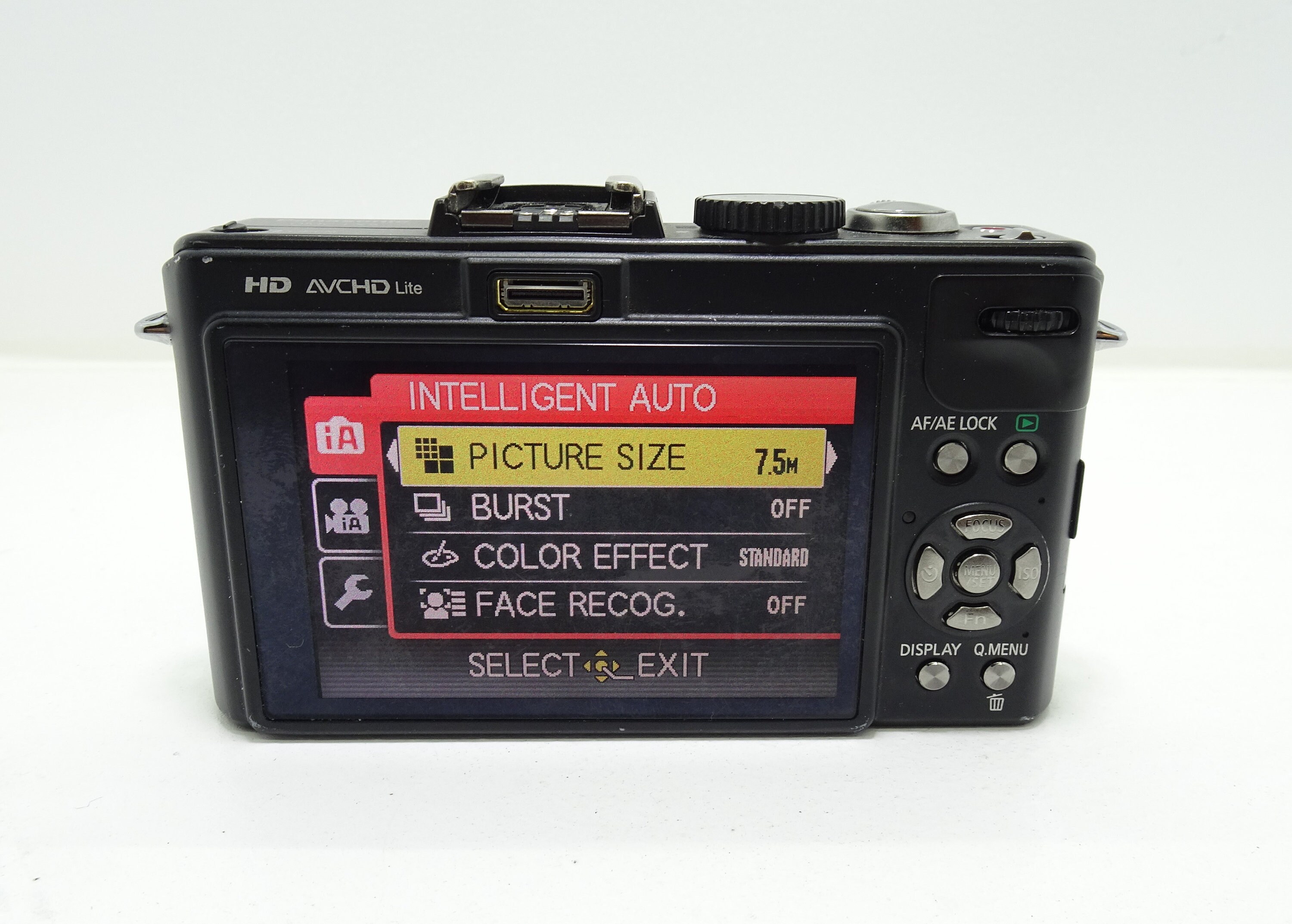 Panasonic Lumix DMC LX5 10.1MP Digital Compact Camera Boxed Panasonic Lumix DMC LX5 10.1MP Digital Compact Camera Boxed
