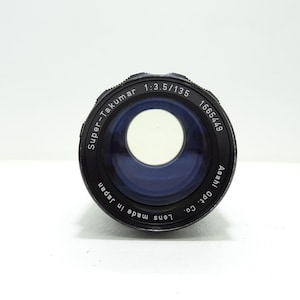 PENTAX Super Takumar F/3.5 135mm MF Telephoto Lens For M42 Mount.