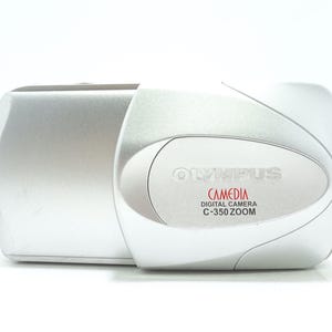 Olympus Camedia C-350 Zoom Compact Digital Camera In Good Condition.