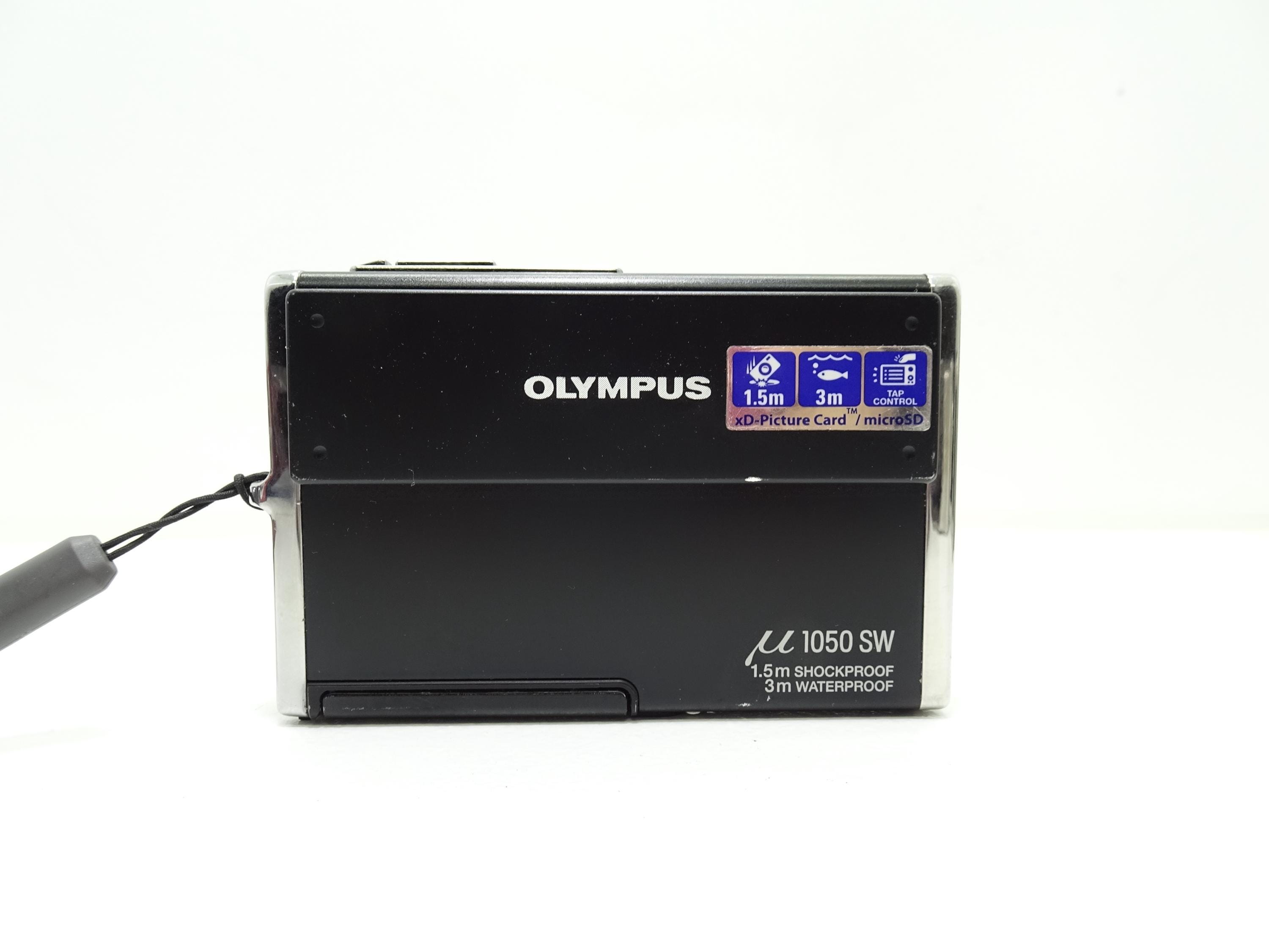 Olympus µ 1050 SW 10.1MP Water Proof Digital Camera With Battery