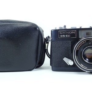 CHINON 35 EE Rangefinder 35mm Film Camera with 38mm F/2.7 Lens With Case