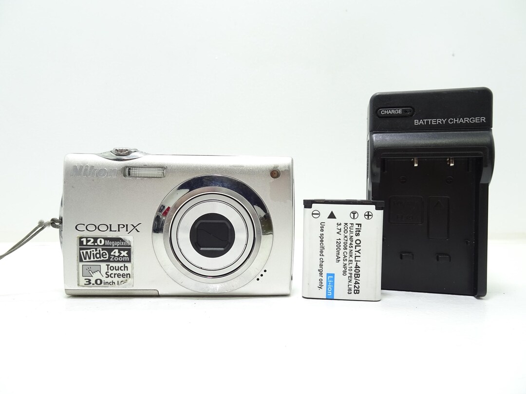 Nikon COOLPIX S4000 12.0メガピクセル 充電器付き Nikon COOLPIX S4000 12.0メガピクセル 充電器付き Amazon.com : Nikon