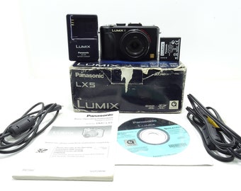 Panasonic Lumix DMC LX5 10.1MP Digital Compact Camera Boxed Condition.