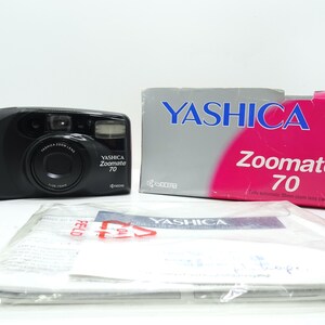 Yashica Zoomate 70 Point and Shoot Compact 35mm Vintage Film Camera Boxed.