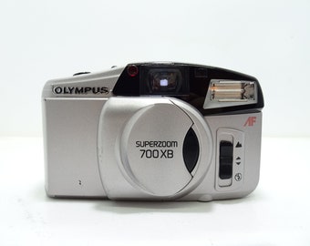 Olympus SUPERZOOM 700 XB Point and Shoot Kompakte 35mm Vintage Filmkamera.