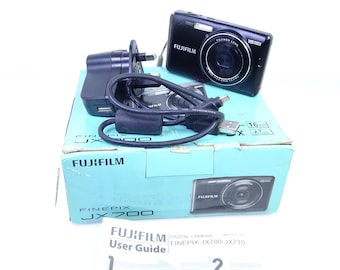 FujiFilm FinePix JX700 Compact Digital Camera Boxed With Battery And Charger