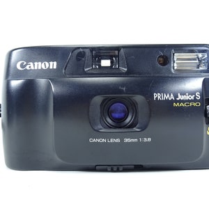 Canon Prima Junior S Macro 35mm Compact Point & Shoot Film Camera In Good Condition.
