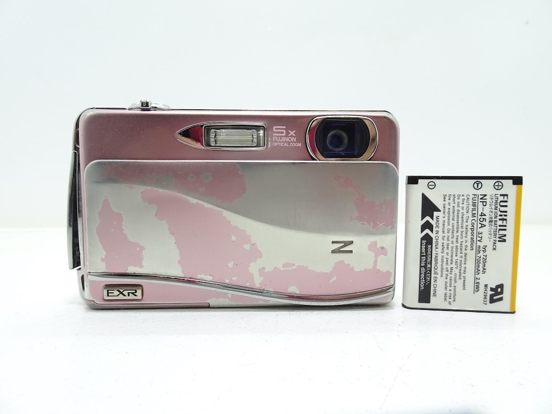 FUJIFILM FinePix Z800EXR ピンク il_1080xN.6605986255_sltn.jpg