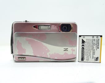 FUJIFILM FinePix Z800EXR ピンク 付属品あり Amazon | FUJIFILM デジタルカメラ FinePix Z800 EXR ピンク F