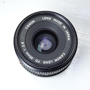 Canon NFD 35mm F2.8 Manual Focus Prime Lens In Good Condition