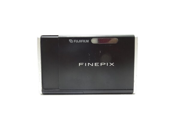 FUJIFILM Finepix Z1 Compact Digital Camera With Battery, SD