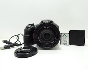 Sony Cyber-shot DSC-W50 6.0MP Digital Camera - Silver With Battery