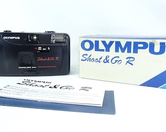 Olympus Shoot & Go R - 35mm Compact Point Shoot Film Camera with box and manual.