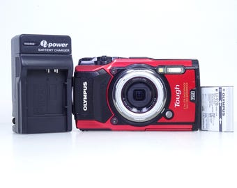 Olympus Tough Tg-5 Red 12MP WaterProof Compact Red Digital Camera With Charger