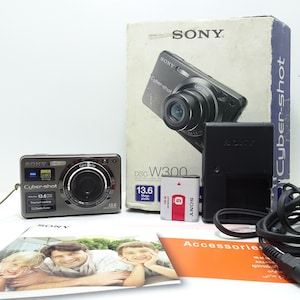 Sony Cybershot DSC-W300 13.6 MP Digital Camera Boxed Condition.