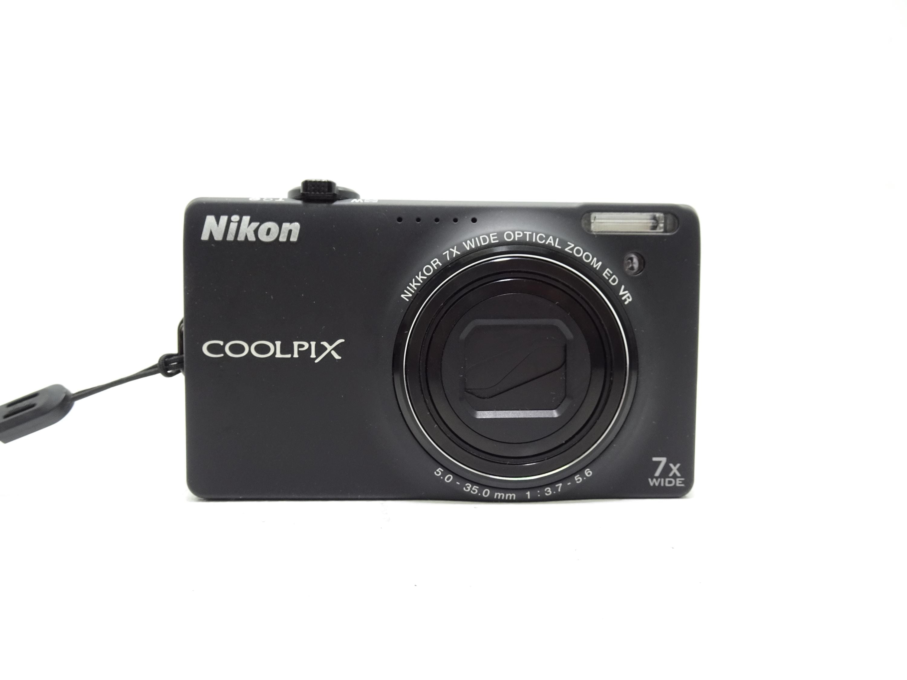 Nikon COOLPIX S6000 14.2MP Digital Camera - Black With Battery