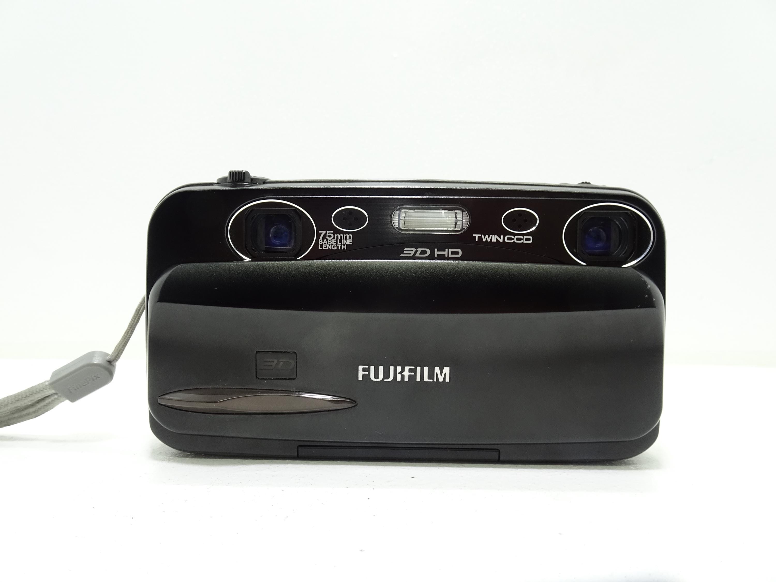 Fujifilm Finepix REAL 3D W3 Digital Camera With Accessories - Etsy