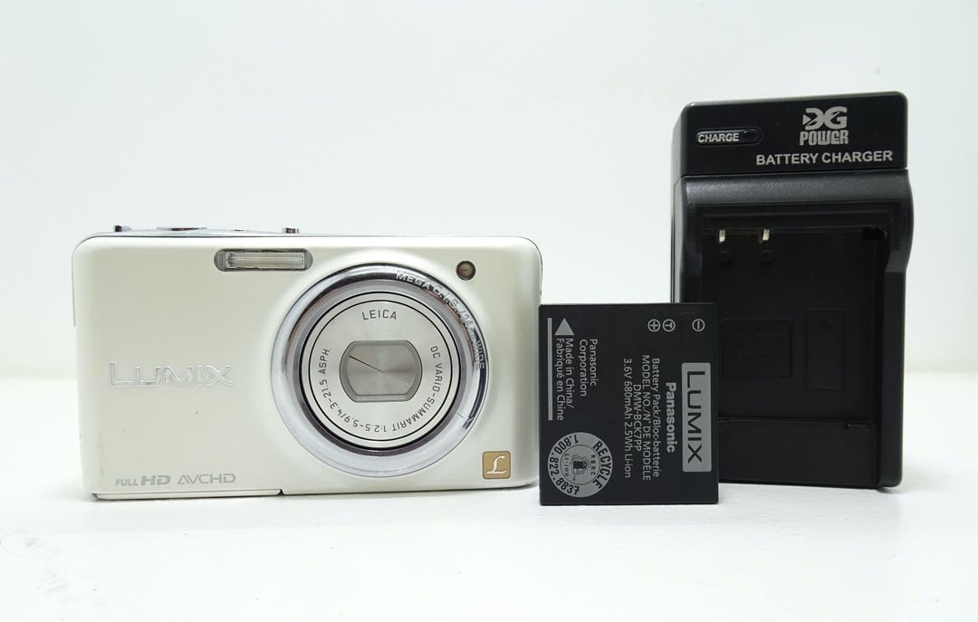 Amazon.com : Panasonic Lumix DMC-FX7K 5MP Digital Camera
