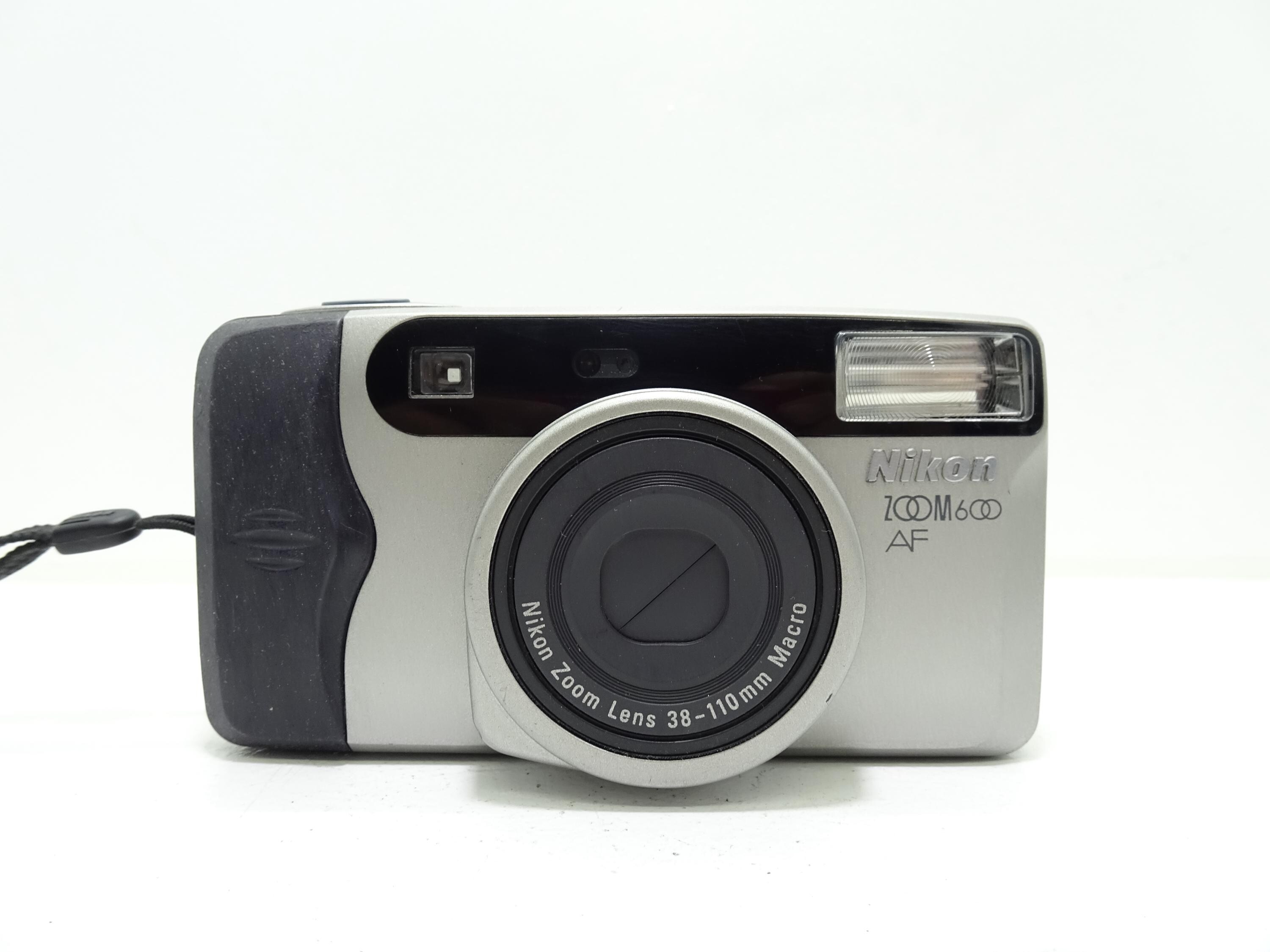 Nikon Zoom 600 AF ポイントアンドシュート コンパクト 35 mm