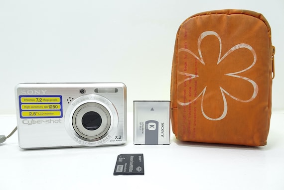 Sony Cyber-shot DSC-S750 7.2MP Compact Digital Camera With