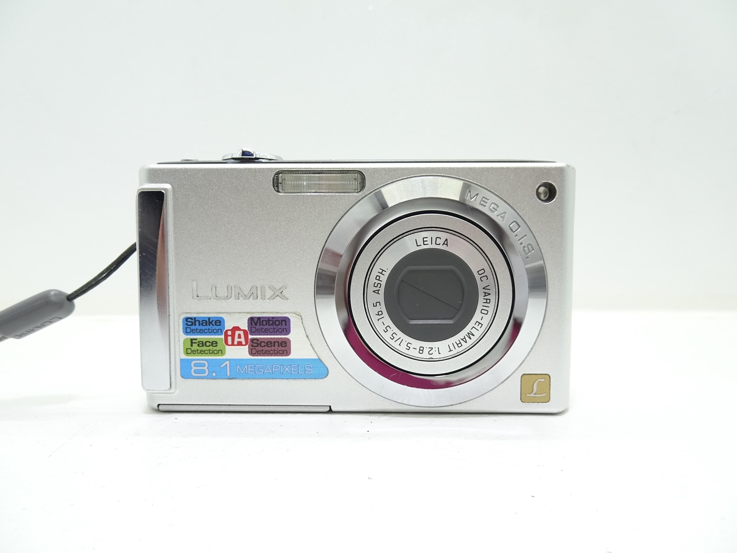 Panasonic LUMIX FS3 シルバー Panasonic Lumix DMC-FS3 8.1MP Digital Compact Camera - Silver With