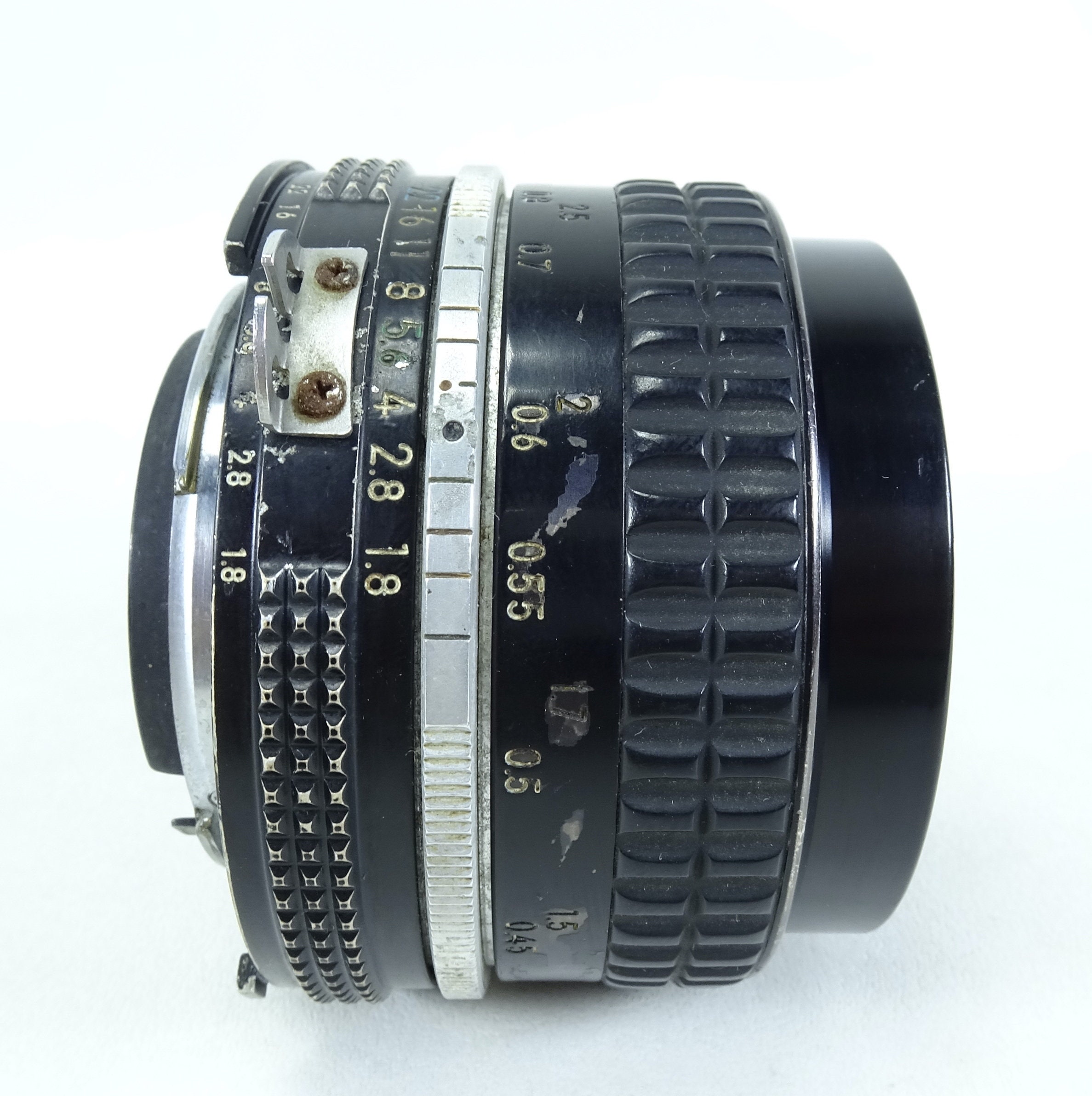 （実用品）ニコン Pancake-NIKKOR 50mm f/1.8 Ai-S Nikon 50mm f/1.8 AI-s Pancake Review