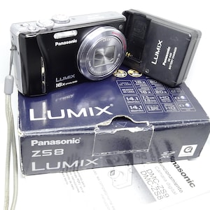 Panasonic Lumix DMC-ZS8 14.1 MP Digital Camera - Black Boxed - Complete Accessories