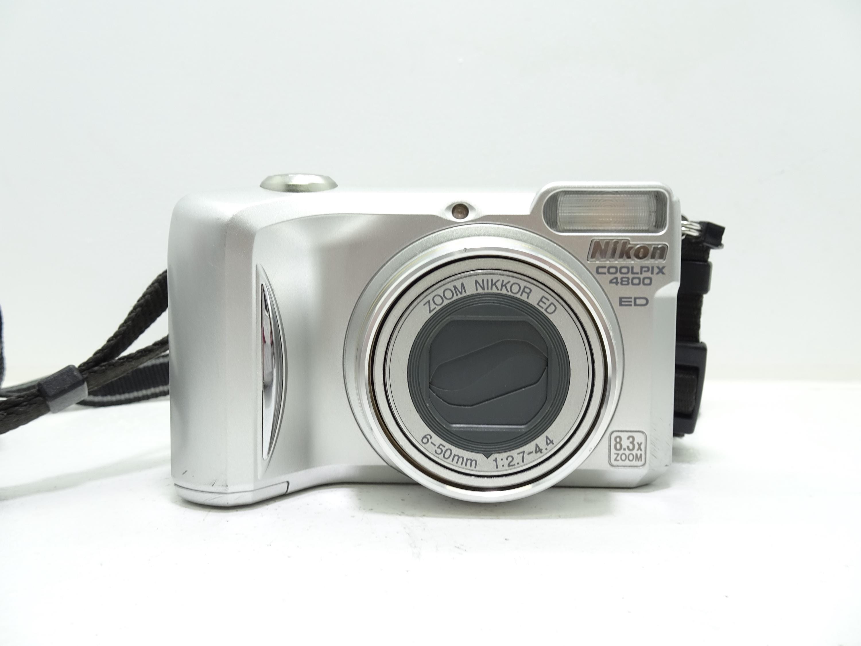 Nikon Coolpix 4800 ED 4.0MP デジタルコンパクトカメラ、箱入り 